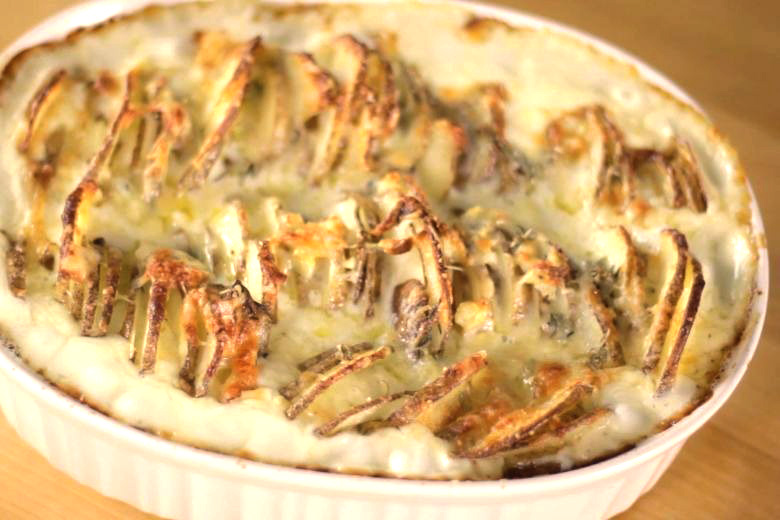 Stand Up Cheesy Hasselback Potatoes