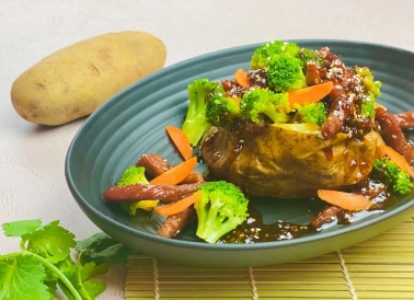 beef and broccoli baked potato